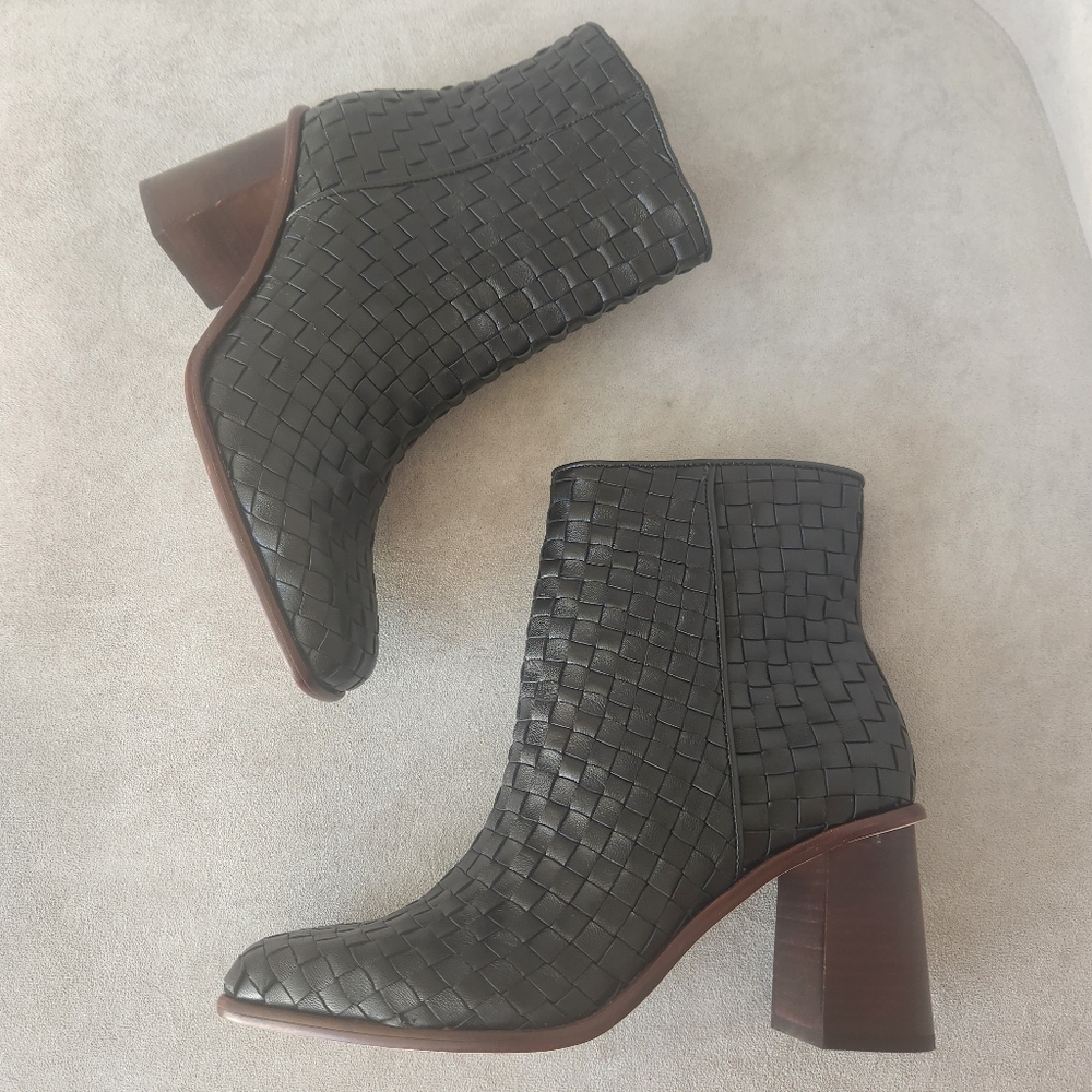 Antonio Melani Heeled Boots 9.5 Black Woven Leather Vance Intrecciato New $200
